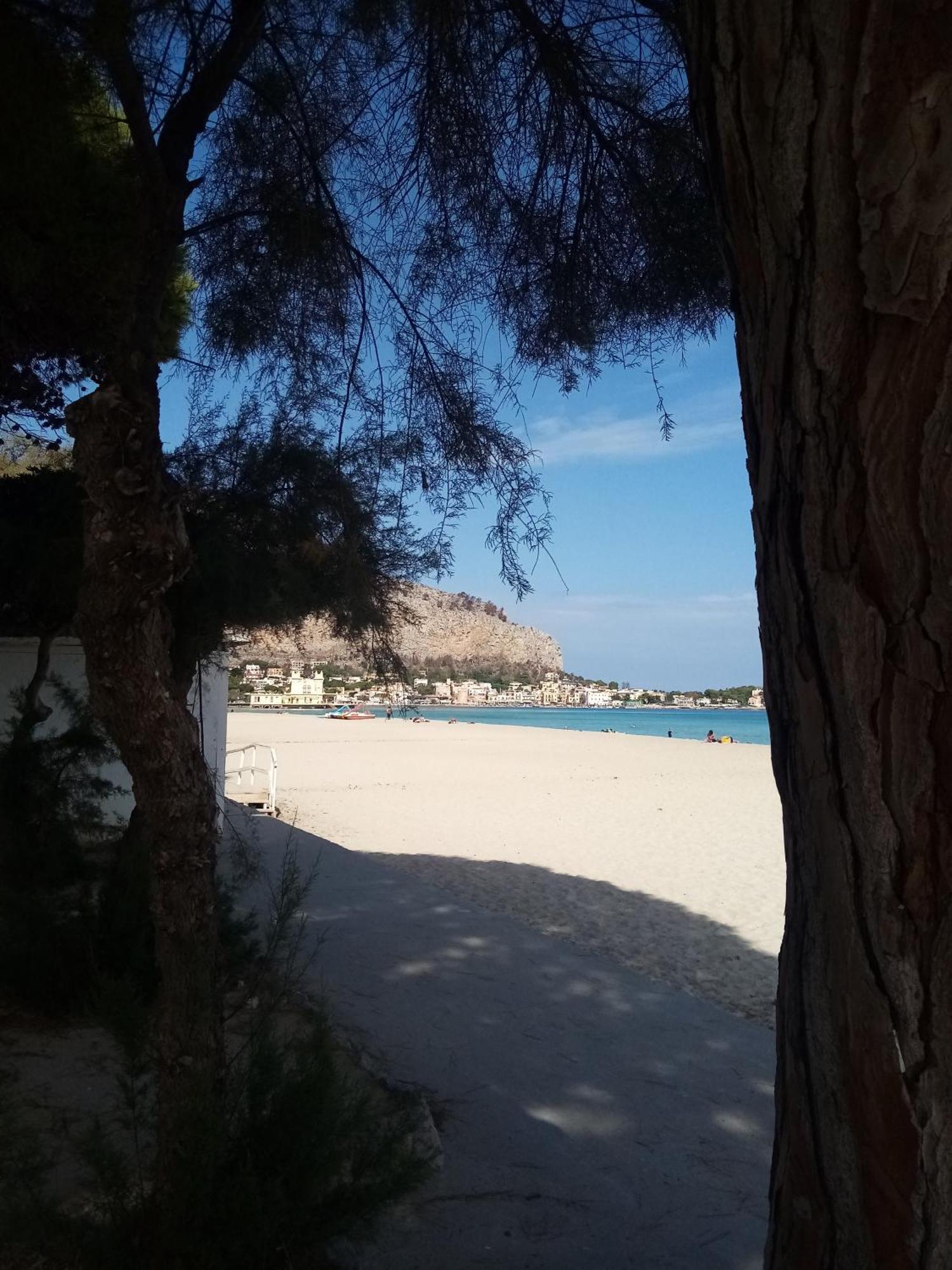 Casa Rosamarina Apartment Mondello Exterior photo